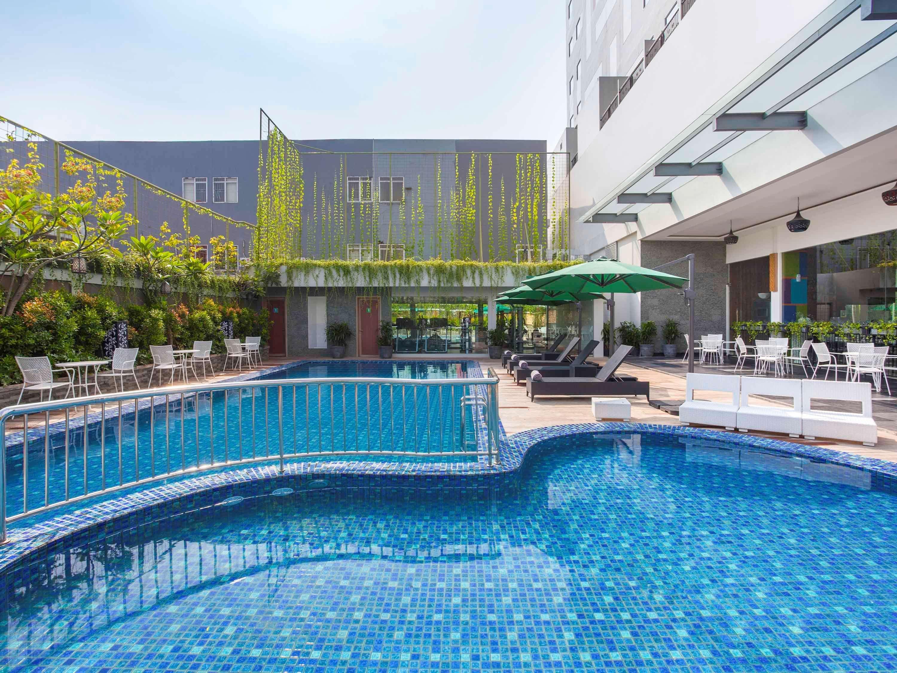 Ibis Styles Cikarang Hotel Exterior photo