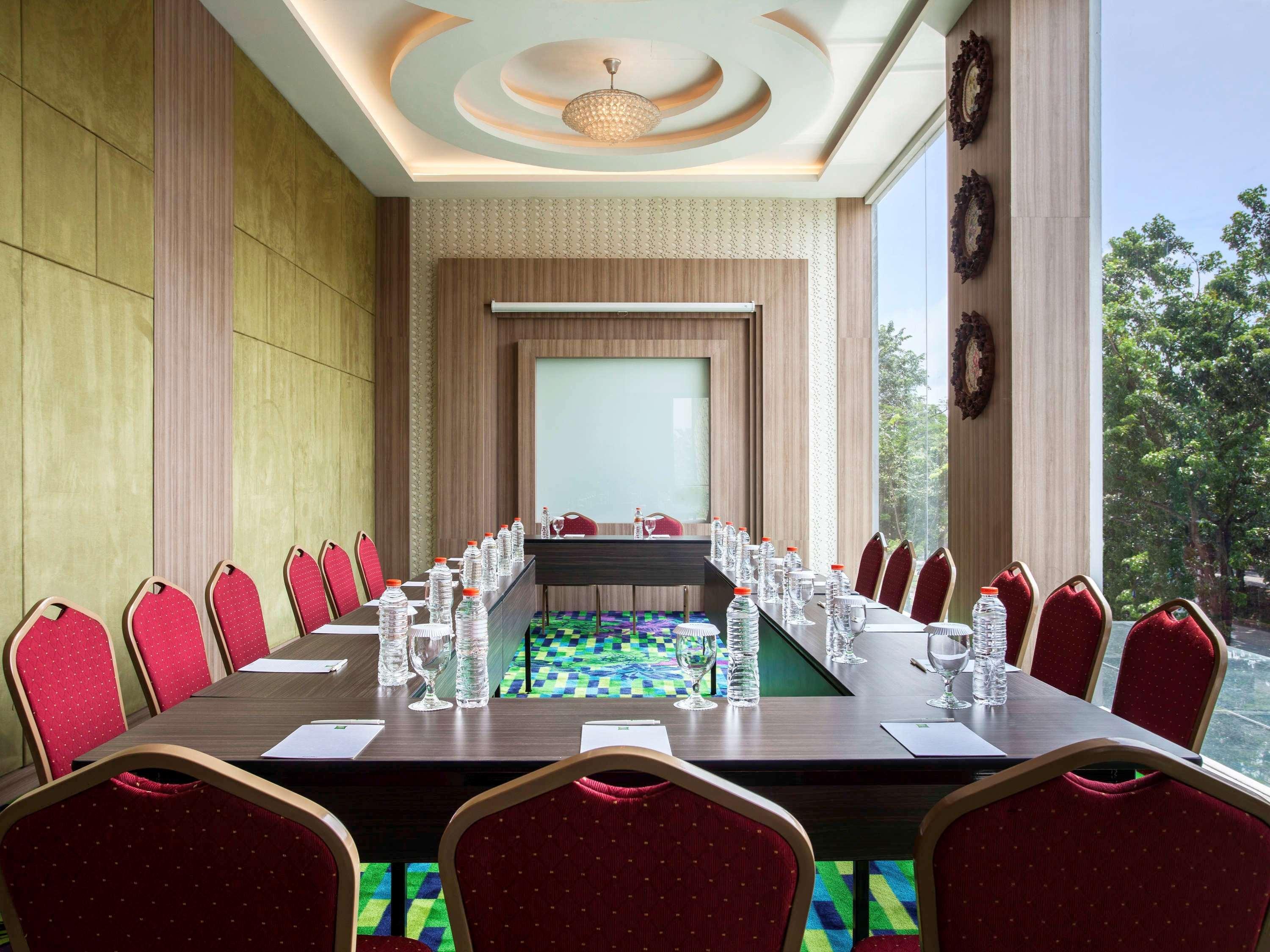 Ibis Styles Cikarang Hotel Exterior photo