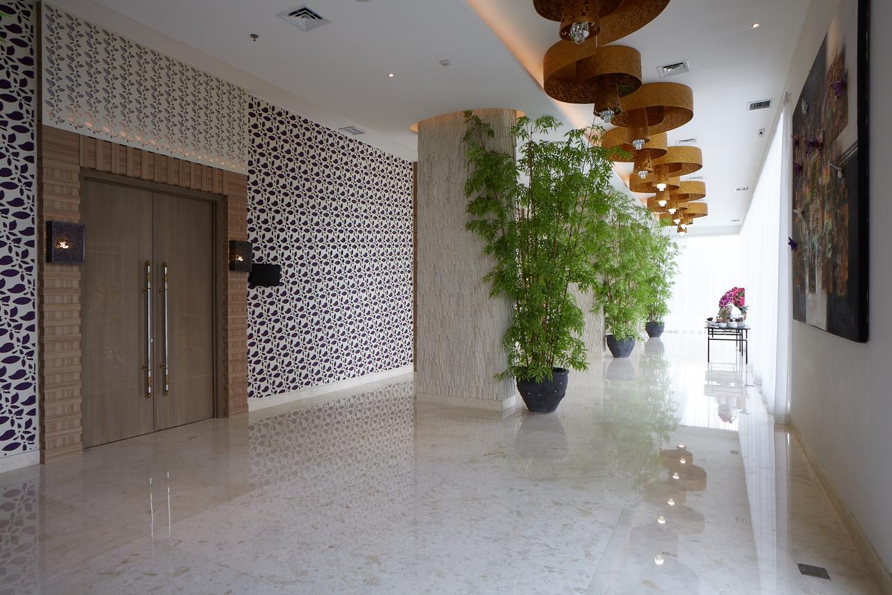 Ibis Styles Cikarang Hotel Exterior photo