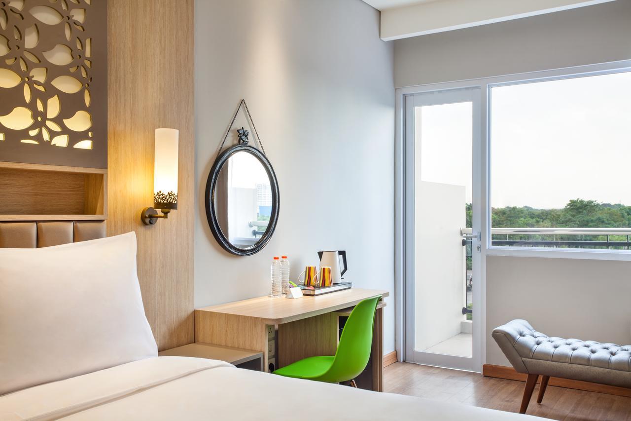 Ibis Styles Cikarang Hotel Exterior photo