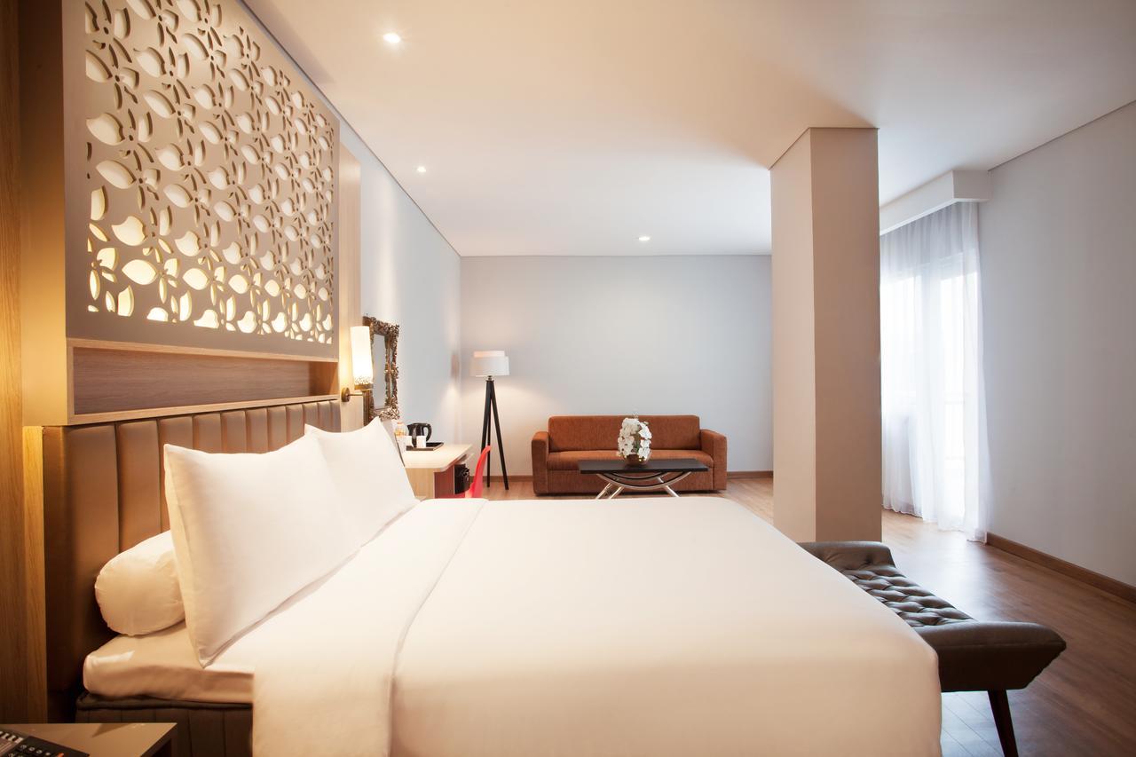 Ibis Styles Cikarang Hotel Exterior photo