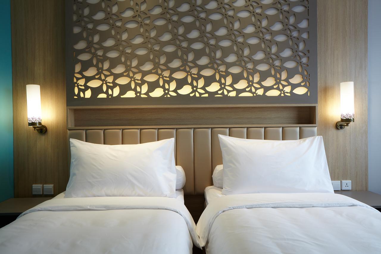 Ibis Styles Cikarang Hotel Exterior photo